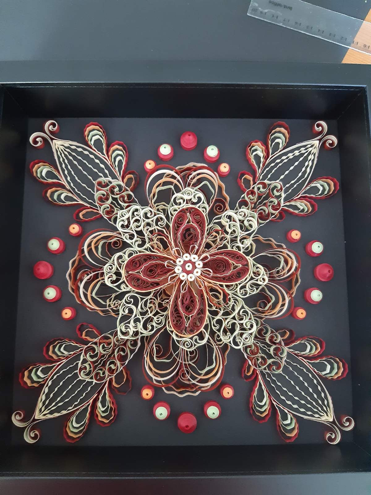 Flower quilling art